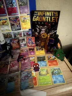 Pokemon & Spider-Man Mixed Lot | Cards, Binder, Comics, Figures | AS-IS - Image 4