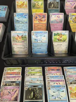 HUGE LOT OF 100x HOLO 🫆 Eeveelutions Pokemon Tcg Cards Umbreon/Eevee - Image 4