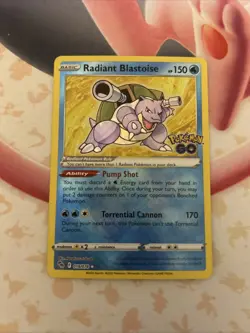 Radiant Blastoise 018/078 Pokemon GO Holo - Image 1