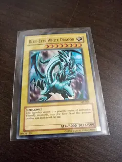 Yu-Gi-Oh TCG Blue Eyes White Dragon 89631139 (1996) Ultra Rare Holo 1st Edition - Image 1