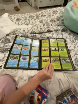 pokemon collection with 200+ cards. Some are very good and good price - Image 2