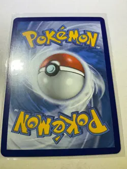 Mew VMAX 114/264 Fusion Strike Holo 310 HP Pokemon Card 2021 - Image 2