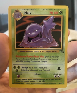 Muk (28/63) Fossil Pokemon Card - NM - Image 1