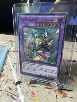 Yu-Gi-Oh Dark Magician Girl the Dragon Knight DLCs GREEN 1st Edition NM Ultra - Image 2
