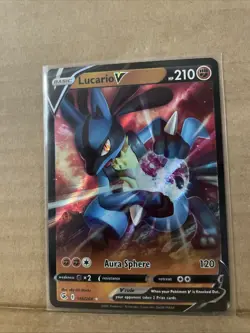 2021 Pokemon TCG SWSH Fusion Strike Ultra Rare 146/264 Lucario V - Image 1