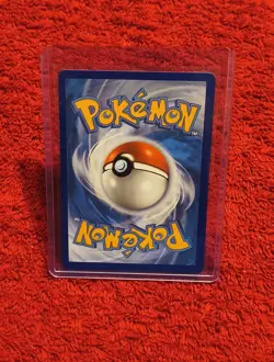 Pokemon TCG SWSH Vivid Voltage Zacian Holo Card 082/185 MINT Condition - Image 5