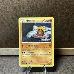 2013 Pokemon Black & White Legendary Treasures Stunfisk 83/113 - Image 3