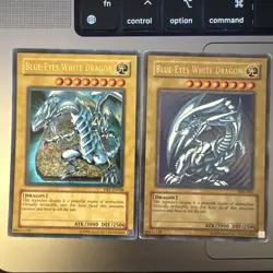 Yugioh Blue-Eyes White Dragon Ultra Rare SDK-001/DB1-098 HP/MP - Image 1