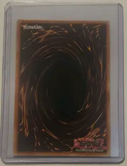 Yu-Gi-Oh! Dark Magician YGLD-ENC09 Ultra Rare Unlimited - Image 2