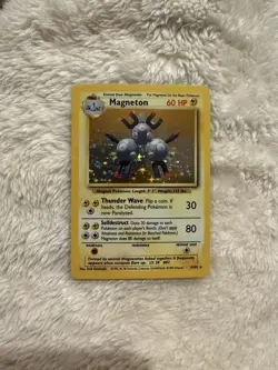 Pokemon TCG Magneton Base Set Holo Rare - Image 1