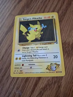 Lt. Surge's Pikachu 81/132 NM Unlimited Gym Heroes Pokemon TCG WotC Vintage Card - Image 1