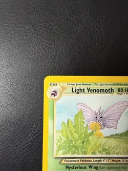 2002 Pokemon - Light Venomoth #53/105 - Neo Destiny Unlimited - Uncommon - NM - Image 4