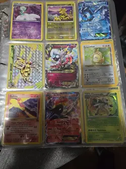 Pokemon TCG Vintage Binder Collection lot 200 plus cards Holos Wotc - Image 2