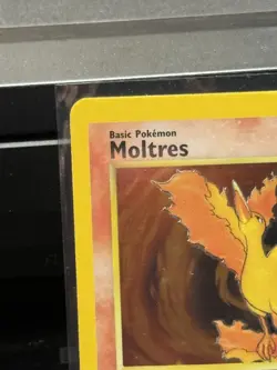 Pokemon TCG Moltres Fossil Holo Card 12/62 1999 Near Mint/Lightly Played - Image 3
