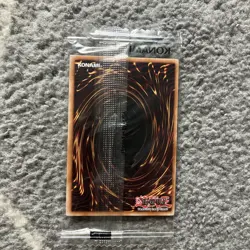 Yu-Gi-Oh! Harpie's Feather Duster EDC1-EN001 Quarter Century Rare Alt Art Sealed - Image 4