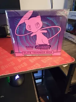 Pokemon TCG Fusion Strike ETB Elite Trainer Box Sealed - Image 1