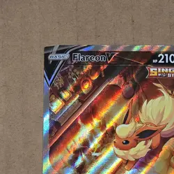 Flareon V SWSH179 SWSH: Sword & Shield Promo Cards Holo - Image 2