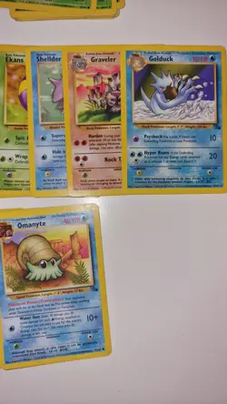 Pokemon TCG Base Set Fossil Bundle Mixed Conditions (Incomplete 19 Cards) - Image 4