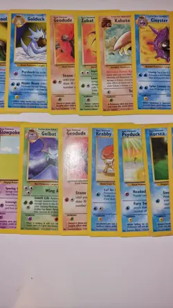 Pokemon TCG Base Set Fossil Cards Bundle Mixed Conditions( Incomplete 21 Cards) - Image 3