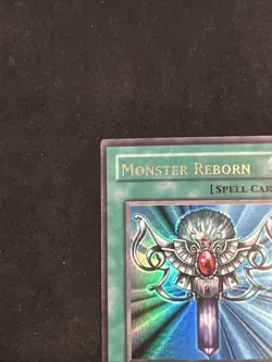English - 1 x MTG Monster Reborn - LOB-EN118 - Ultra Rare - Unlimited - Image 5