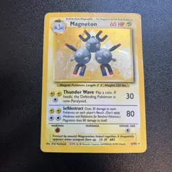 Magneton 009/102 Base Set Holo Pokemon Card Rare DAMAGED - Image 1