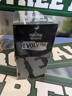 Pokemon TCG: Sword & Shield-Evolving Skies Elite Trainer Box Jolteon, Flareon... - Image 4