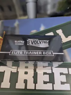 Pokemon TCG: Sword & Shield-Evolving Skies Elite Trainer Box Jolteon, Flareon... - Image 5