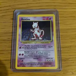 Pokemon – Base Set (Unlimited) - Mewtwo (10/102) – Holo - LP-MP - Inc. Toploader - Image 1