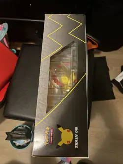 Pokemon TCG Celebrations Premium Figure Collection Pikachu VMAX Box 820650809408 - Image 5