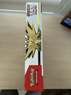 Pokemon TCG Scarlet & Violet 151 Zapdos EX Collection Box Sealed - Image 2