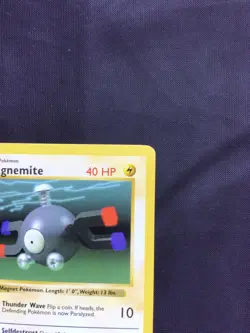 Pokemon Cards: Base Set Shadowless Common: Magnemite 53/102 - Image 3