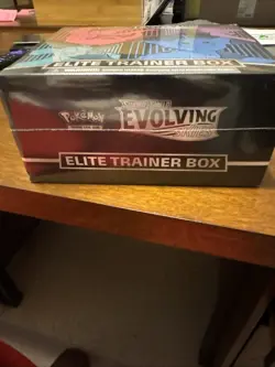 Pokemon TCG ETB Evolving Skies Trainer Box Sealed No Returns 820650808944 - Image 2