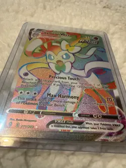 Pokemon TCG Sylveon VMAX 211/203 Evolving Skies Rainbow Secret Rare - Image 1