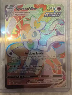 Pokemon TCG Sylveon VMAX 211/203 Evolving Skies Rainbow Secret Rare - Image 2
