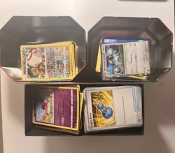 Pokemon TCG Bulk Card Bundle 750+ Cards Holos, Reverse And Commons - Image 1