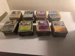 Pokemon TCG Bulk Card Bundle 750+ Cards Holos, Reverse And Commons - Image 2