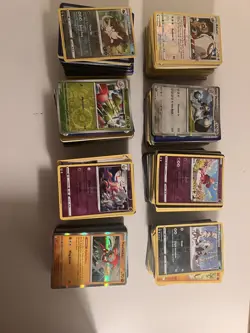 Pokemon TCG Bulk Card Bundle 750+ Cards Holos, Reverse And Commons - Image 3