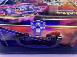 Lot Of 600ct Pokemon Bulk Trading Cards in Collectable Tin - Image 1