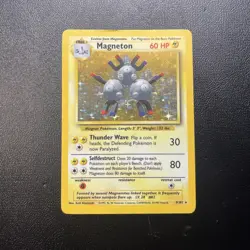 Pokemon TCG Magneton 9/102 Base Set Unlimited Holo Card Rare - Image 1