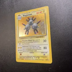 Pokemon TCG Magneton 9/102 Base Set Unlimited Holo Card Rare - Image 3