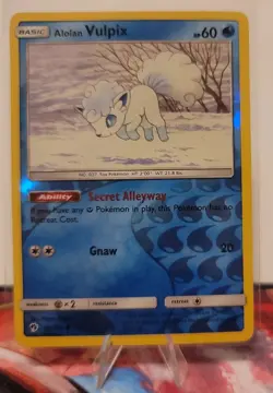 Alolan Vulpix 53/214 Reverse Holo Pokemon 2018 Lost Thunder - MP - Image 1
