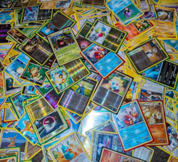 Pokemon Karten Deutsch Sammlung 100 Stuck Original + 1x V oder EX mit 15 Holos . - Image 2