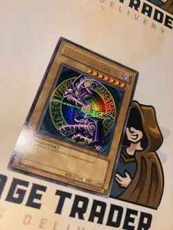 Dark Magician SDY-006 Ultra Rare 1st Edition Yu-Gi-Oh! NM Misprint Holo Line - Image 2