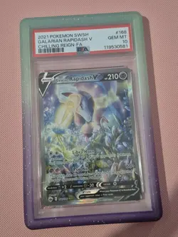 Pokemon TCG Galarian Rapidash V 168/198 SWSH Chilling Reign PSA 10 & card guard - Image 1