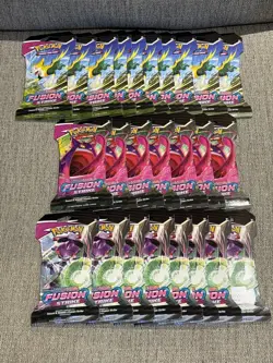 30x Pokemon TCG Fusion Strike Sleeved Booster Pack - New & Sealed - Image 1