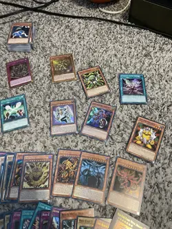 Mixed Yu-gi-oh Card Lot - Image 2