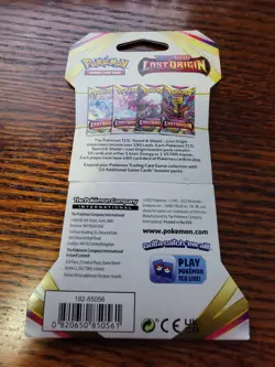 Pokemon TCG: Sword & Shield - Lost Origin Sleeved Booster Pack Giratina Art 820650850561 - Image 2