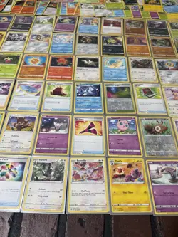 Pokemon 120 Card Mixed Lot - Image 3
