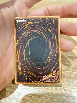 Blue-Eyes White Dragon SDK-E001 Ultra Rare 1st Edition Heavy Play Yugioh - Image 2