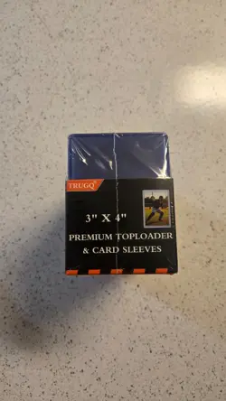 Vault X: Exo-Tec Zip 9-Pocket [Zip Binder] + 200 pack PREMIUN TOPLOADER & CARD - Image 5